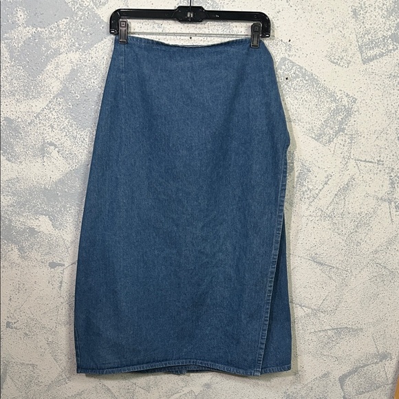 Dresses & Skirts - Vintage Prairie Wind Denim Skirt – Size 20 | Classic Wrap Detail